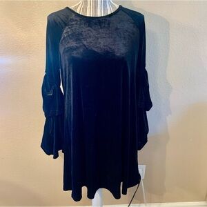 NWT Love Riche Dress Medium Black Velour Layered Flowy Flared Mini Long Sleeves